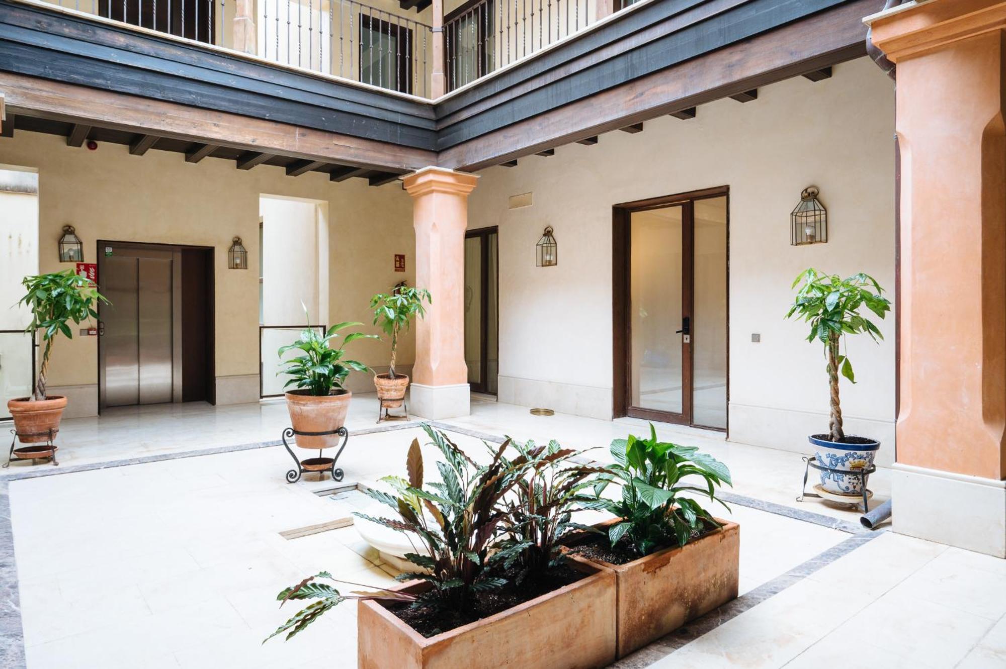 Apartamentos La Vistosona Севілья Екстер'єр фото