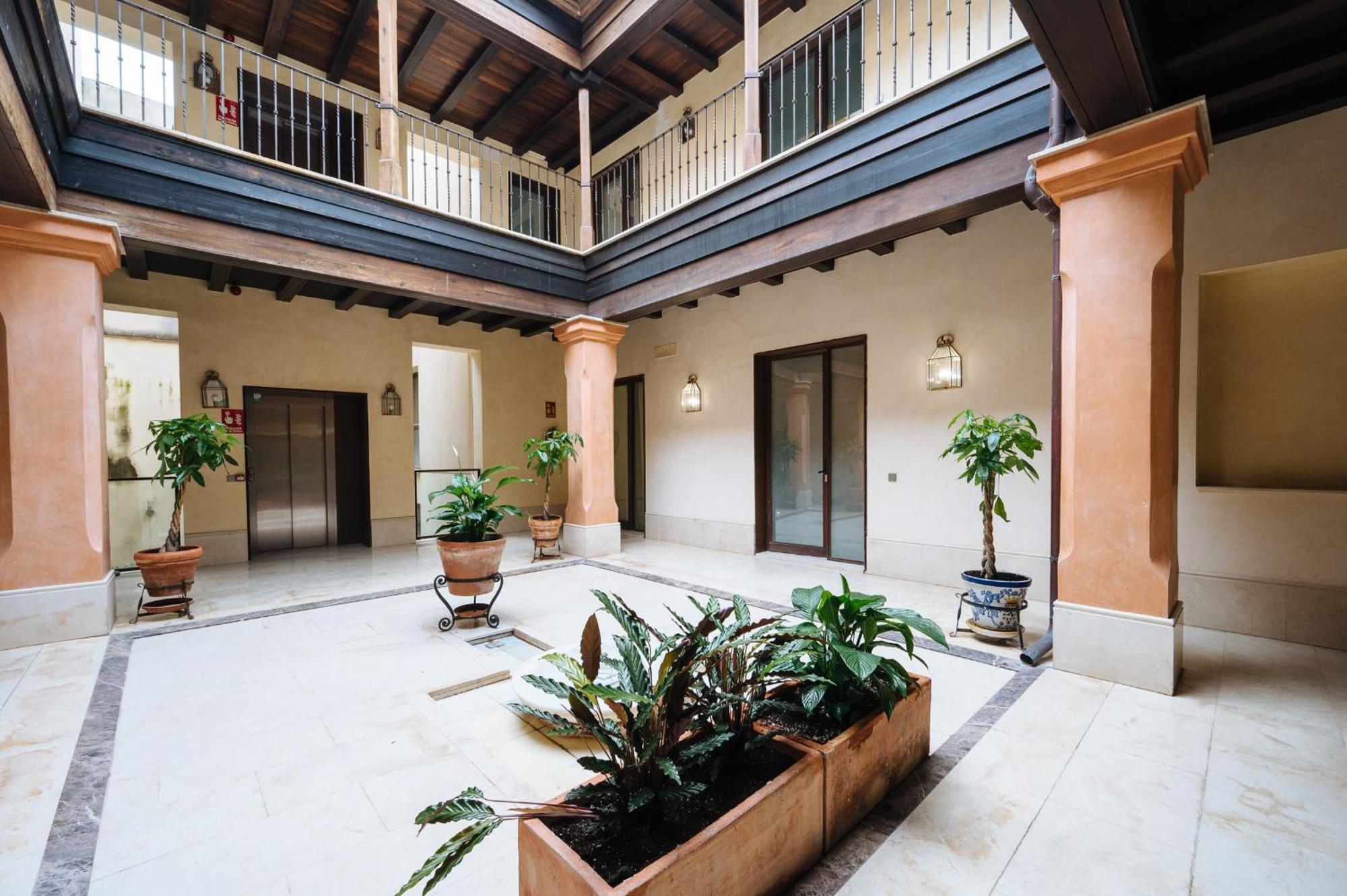 Apartamentos La Vistosona Севілья Екстер'єр фото
