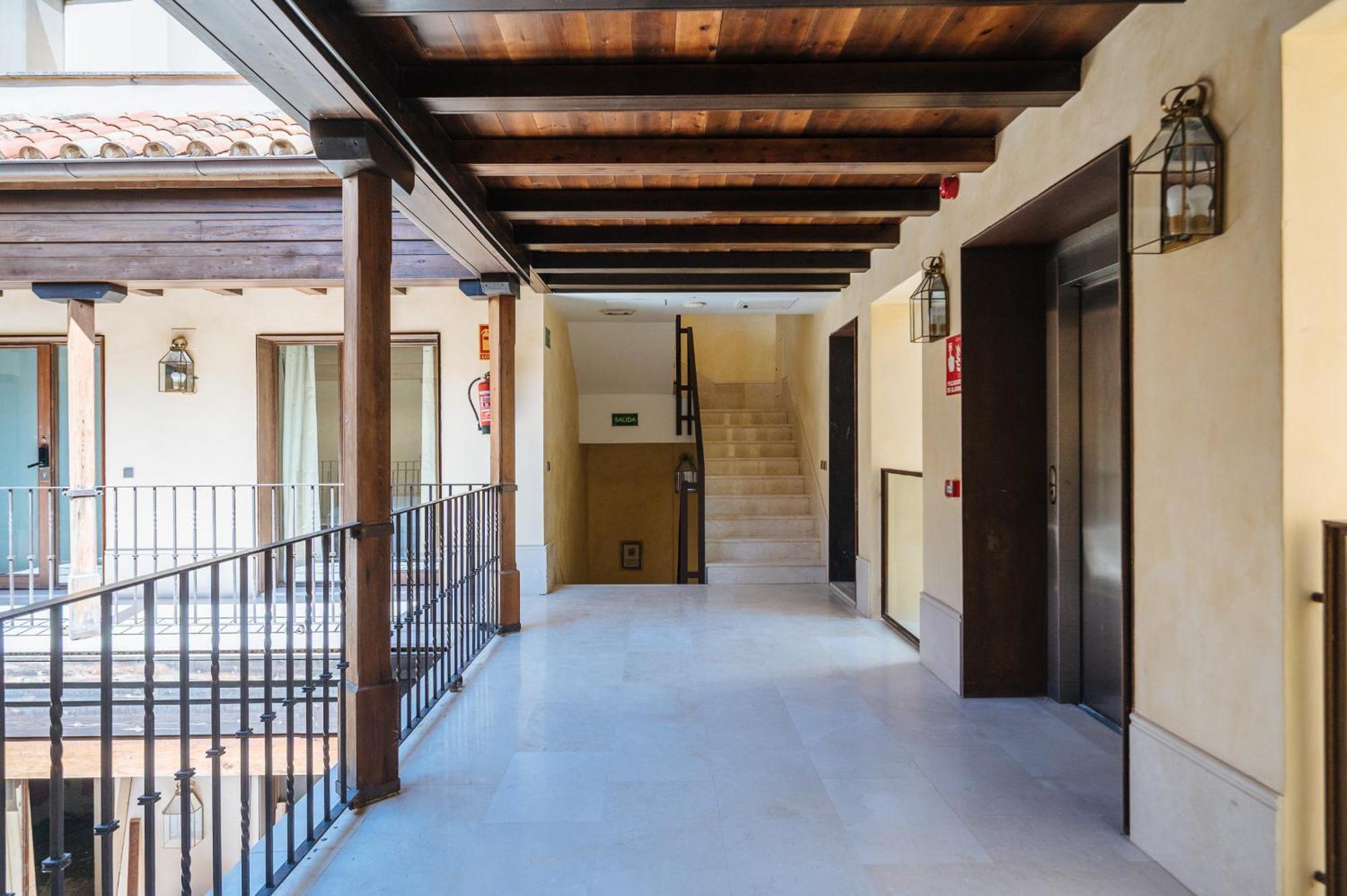 Apartamentos La Vistosona Севілья Екстер'єр фото