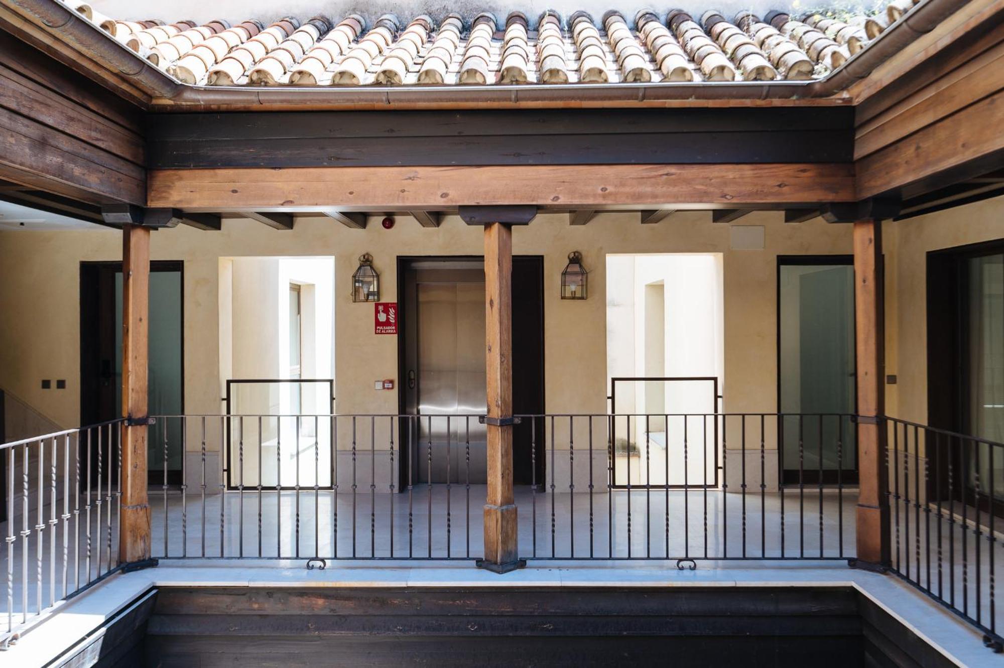 Apartamentos La Vistosona Севілья Екстер'єр фото